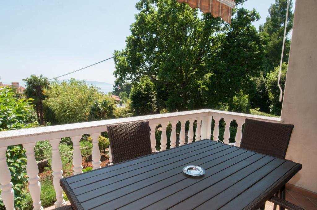 Apartments Villa Salona Opatija Bilik gambar