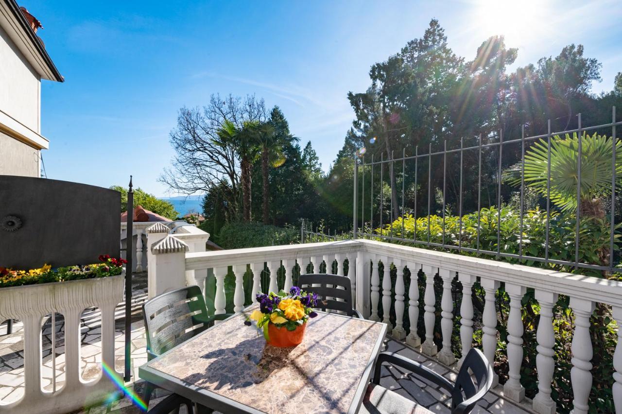 Apartments Villa Salona Opatija Luaran gambar
