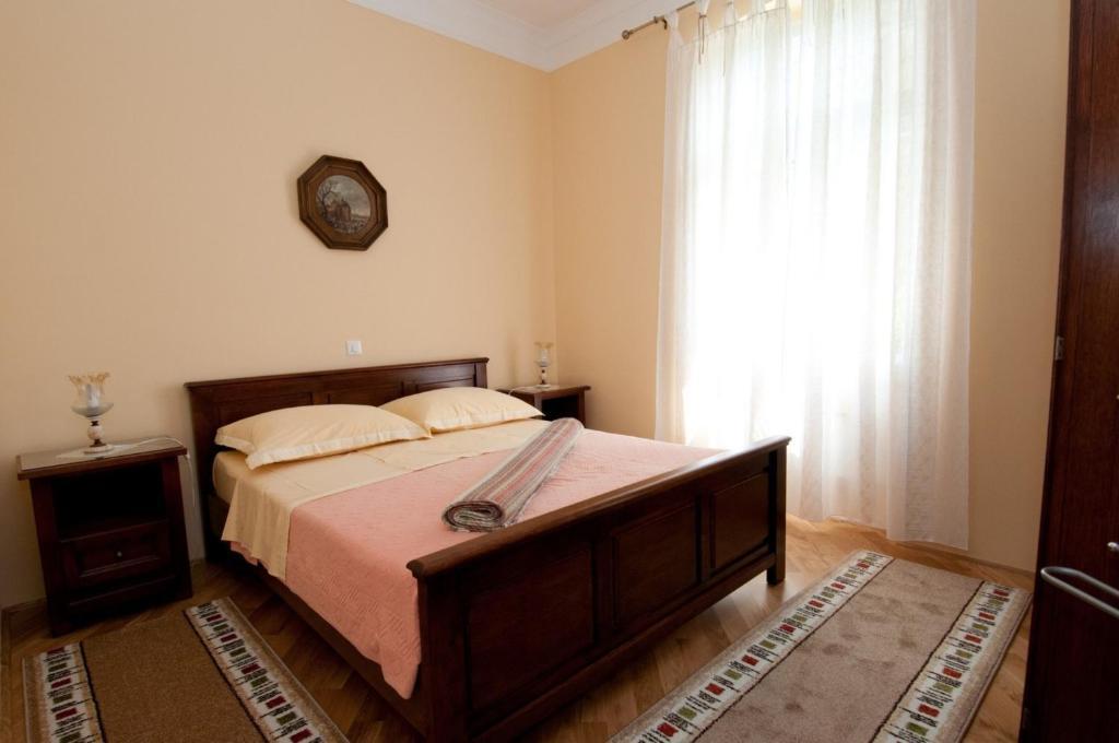 Apartments Villa Salona Opatija Bilik gambar