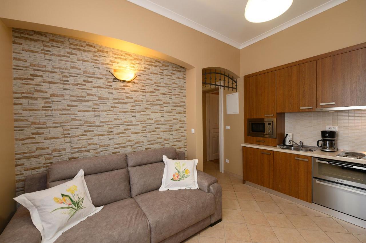 Apartments Villa Salona Opatija Luaran gambar